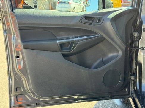 Used 2018 Ford Transit Connect XL FWD image 13
