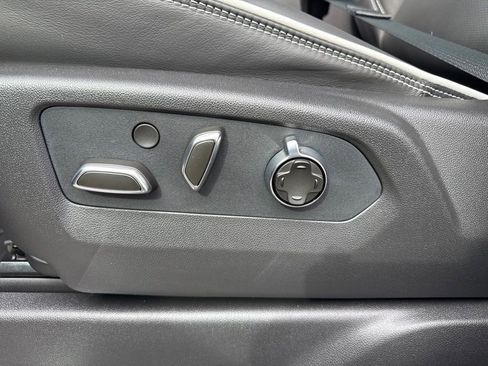 New 2026 GMC Sierra 1500 AT4X AWD/4WD image 11