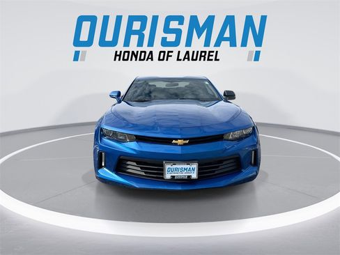 Used 2018 Chevrolet Camaro LT image 3