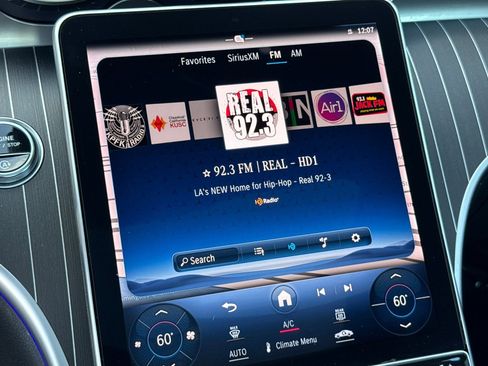 Used 2024 Mercedes-Benz C 300 Sedan w/ Exclusive Trim Package image 16