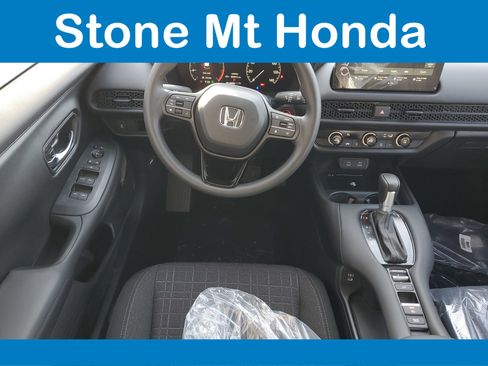 New 2026 Honda HR-V LX image 16