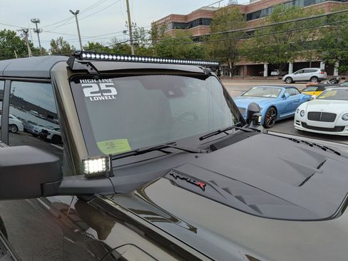 Used 2025 Ford Bronco Raptor AWD/4WD image 16