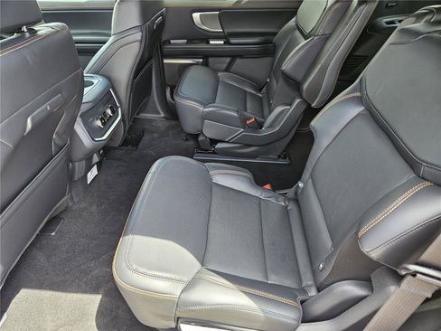 New 2025 Ford Expedition Tremor image 23