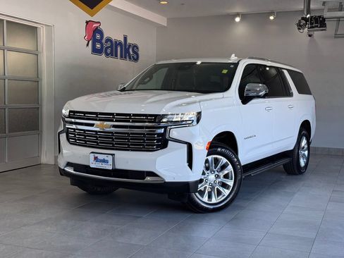 Certified 2024 Chevrolet Suburban Premier AWD/4WD image 2