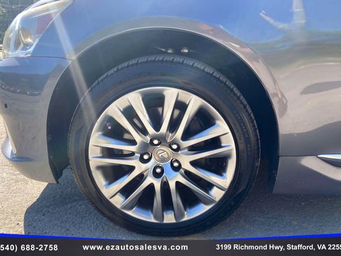 Used 2015 Lexus LS 460 w/ Comfort Package RWD image 10