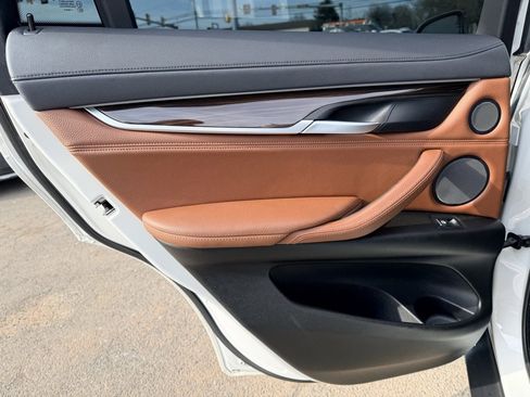 Used 2016 BMW X6 xDrive50i w/ Cold Weather Package image 16