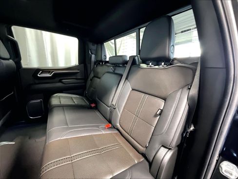 Used 2025 Chevrolet Silverado 1500 High Country w/ Midnight Edition image 13