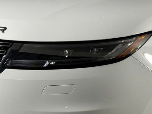 New 2025 Land Rover Range Rover Sport Dynamic SE AWD/4WD image 12