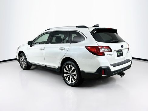 Used 2019 Subaru Outback 3.6R Touring w/ Popular Package #3A AWD/4WD image 5