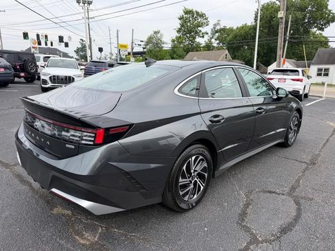 Used 2026 Hyundai Sonata Blue FWD image 6