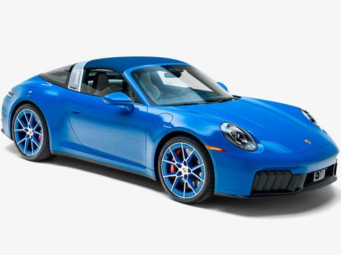 Used 2026 Porsche 911 Targa 4 GTS AWD/4WD image 11