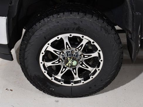 Used 2013 GMC Sierra 2500 SLT w/ SLT Convenience Package image 23