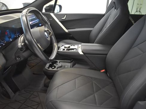 Used 2024 BMW iX xDrive50 w/ Sport Package AWD/4WD image 22