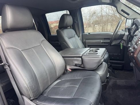 Used 2011 Ford F250 Lariat w/ Lariat Interior Pkg image 29