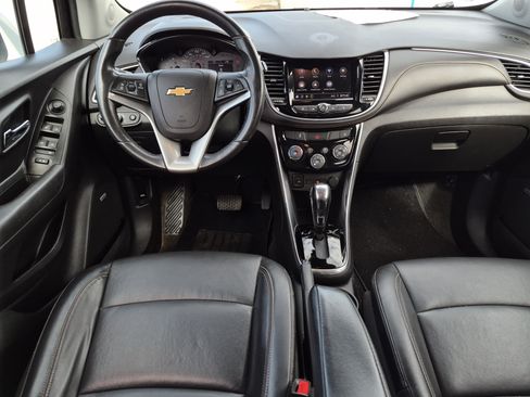 Used 2020 Chevrolet Trax Premier AWD/4WD image 15