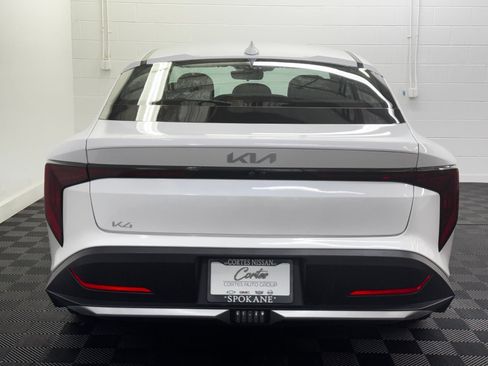 Used 2025 Kia K4 FWD image 6