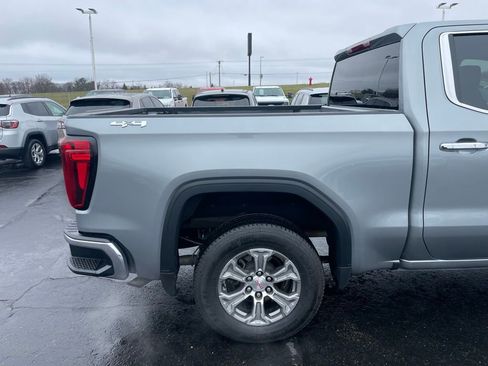 Used 2025 GMC Sierra 1500 SLT image 31