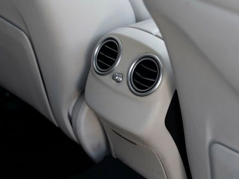 Used 2017 Mercedes-Benz E 300 image 57