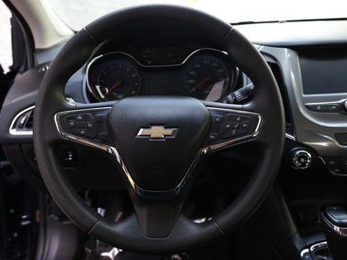 Used 2016 Chevrolet Cruze LT FWD image 22