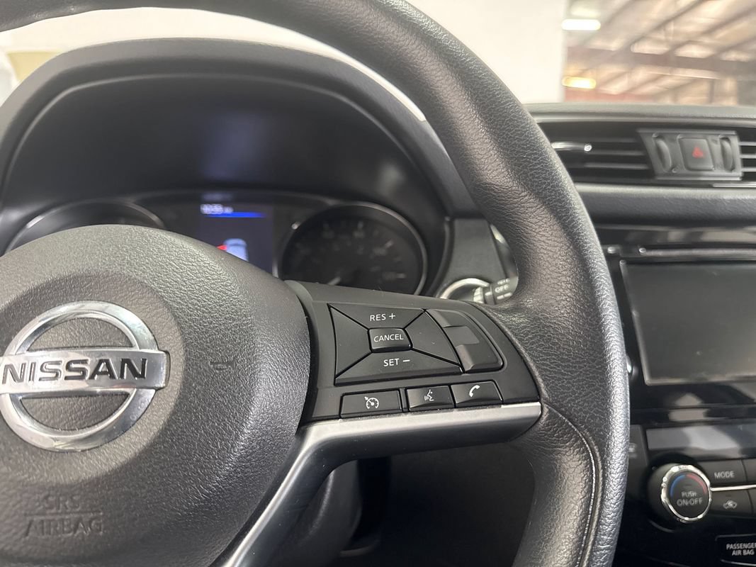 Used 2020 Nissan Rogue Sport SV AWD/4WD image 13