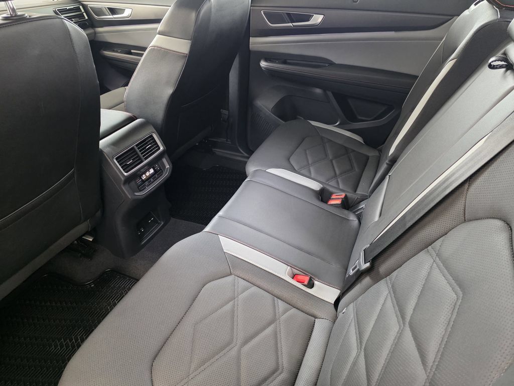 New 2026 Volkswagen Atlas Peak Edition AWD/4WD image 24
