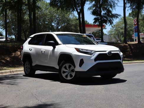 Used 2024 Toyota RAV4 LE FWD image 2