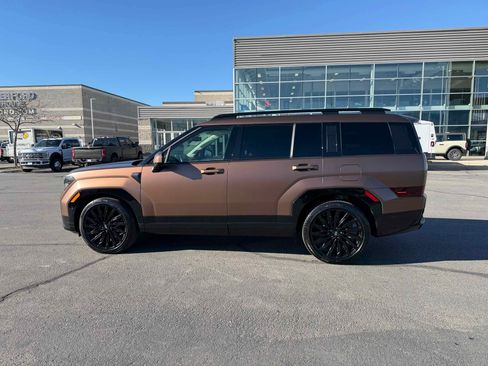 Used 2024 Hyundai Santa Fe Calligraphy image 3