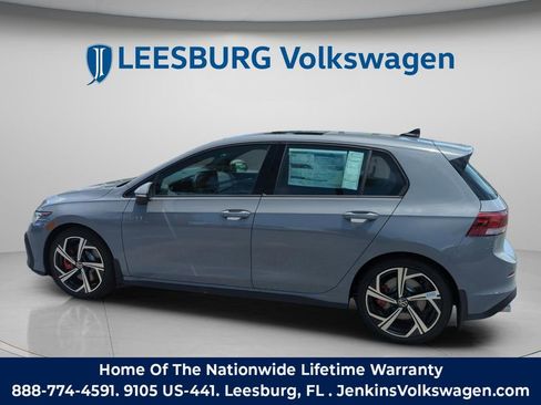 New 2026 Volkswagen GTI SE FWD image 10