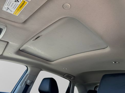 Used 2024 Honda HR-V EX-L image 18