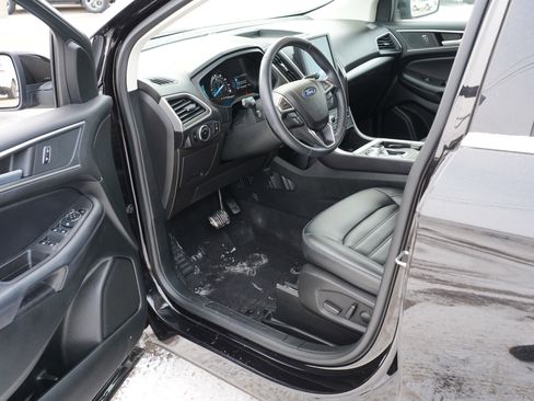 Used 2023 Ford Edge SEL w/ Convenience Package image 13