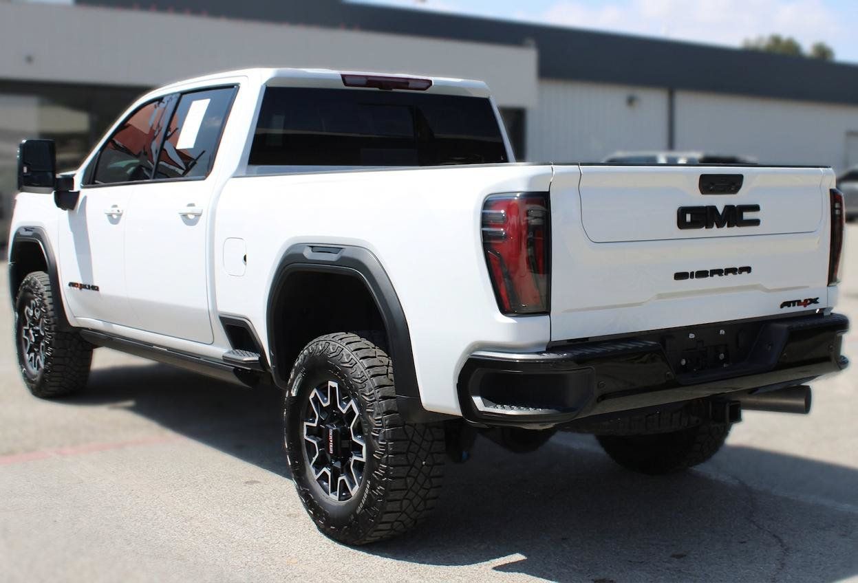 Used 2026 GMC Sierra 2500 AT4X w/ Snow Plow Prep/Camper Package AWD/4WD image 4
