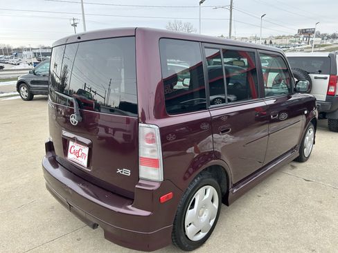 Used 2005 Scion xB image 5