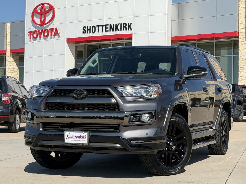 Used 2019 Toyota 4Runner Limited RWD image 2