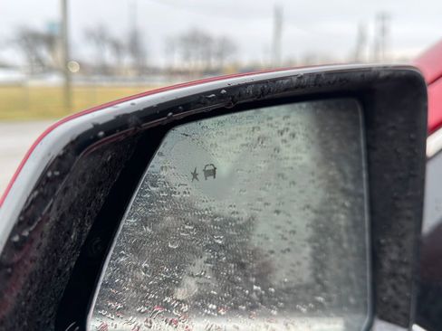 Used 2023 GMC Yukon XL Denali w/ Denali Reserve Package image 8