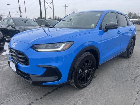 Certified 2026 Honda HR-V Sport image 3