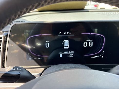 Used 2025 Kia Sportage EX image 15