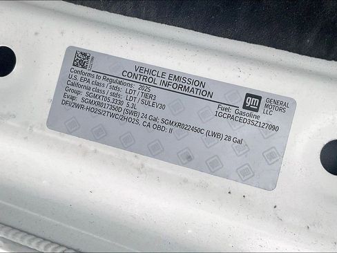 Used 2025 Chevrolet Silverado 1500 LT image 31