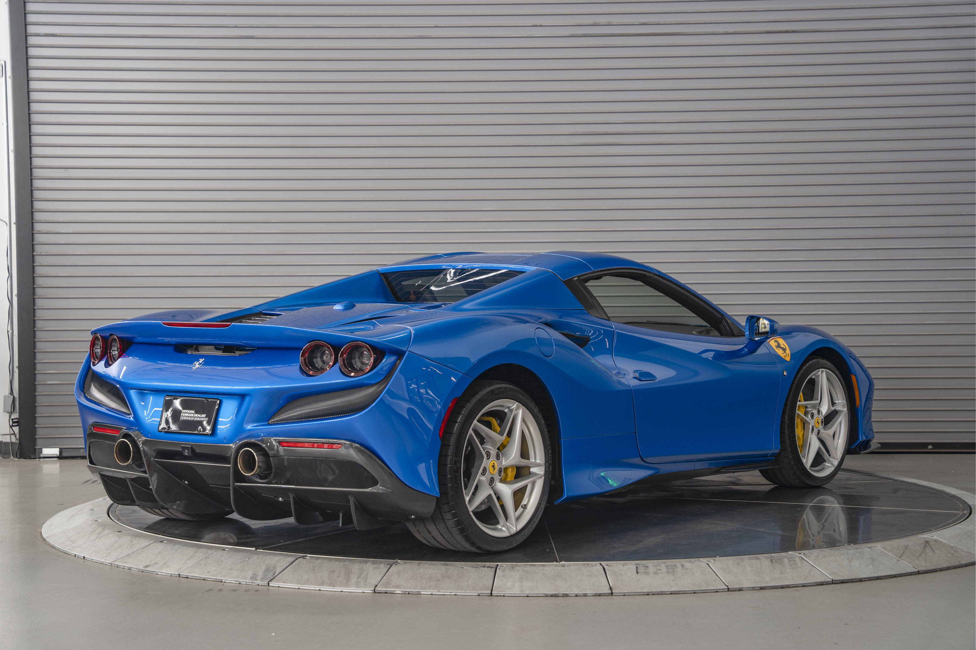 Used 2023 Ferrari F8 Tributo RWD image 12