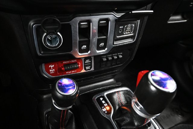 Used 2023 Jeep Wrangler Rubicon w/ LED Lighting Group AWD/4WD image 44