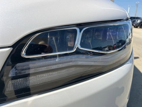 Used 2020 Lincoln MKZ Reserve w/ Luxury Package image 3