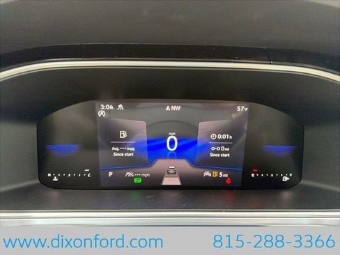 New 2026 Volkswagen Taos SE image 16