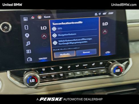 Used 2024 Chevrolet Colorado ZR2 w/ ZR2 Convenience Package III AWD/4WD image 11