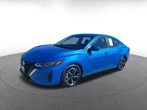 Used 2024 Nissan Sentra SV image 4