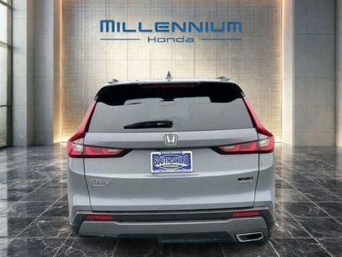 Used 2023 Honda CR-V Sport Touring image 7