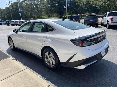 New 2025 Hyundai Sonata SE image 5