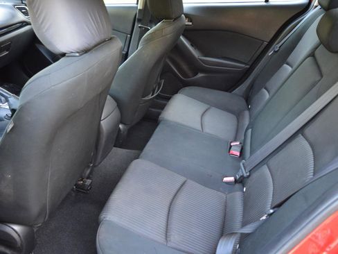 Used 2016 MAZDA MAZDA3 i Sport w/ Preferred Equipment Package FWD image 14