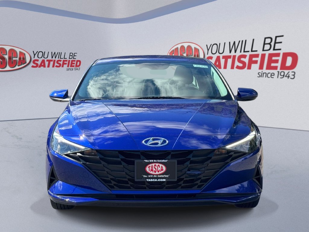 Used 2023 Hyundai Elantra SEL FWD image 2