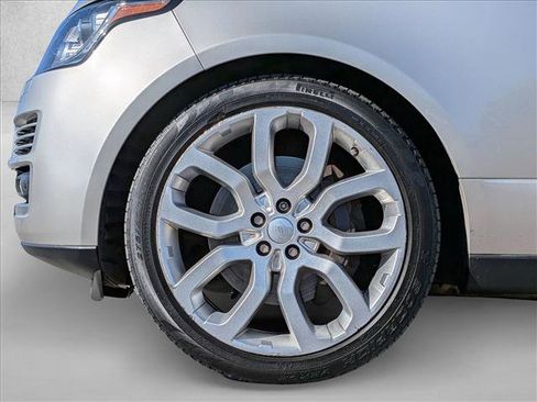 Used 2016 Land Rover Range Rover Supercharged image 24