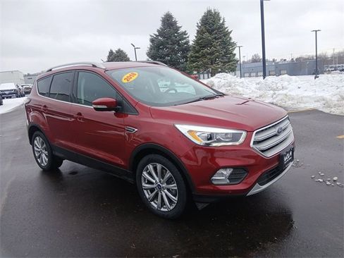 Used 2018 Ford Escape Titanium image 1