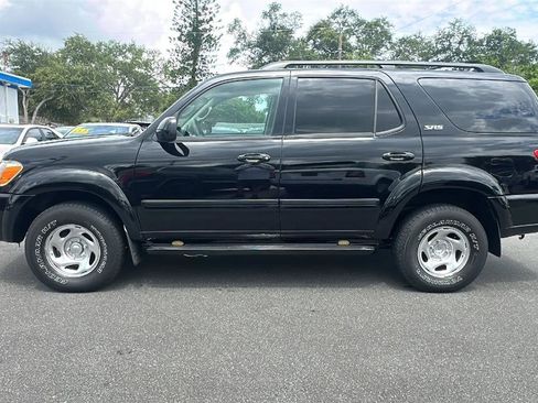 Used 2006 Toyota Sequoia SR5 AWD/4WD image 14